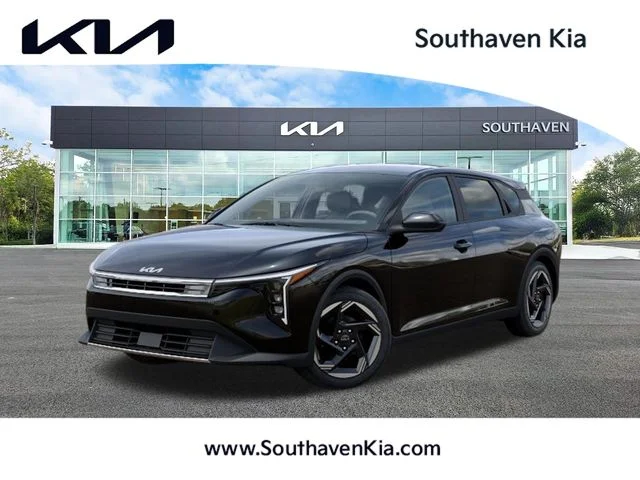 2026 Kia K4 EX AT Hatchback's photo