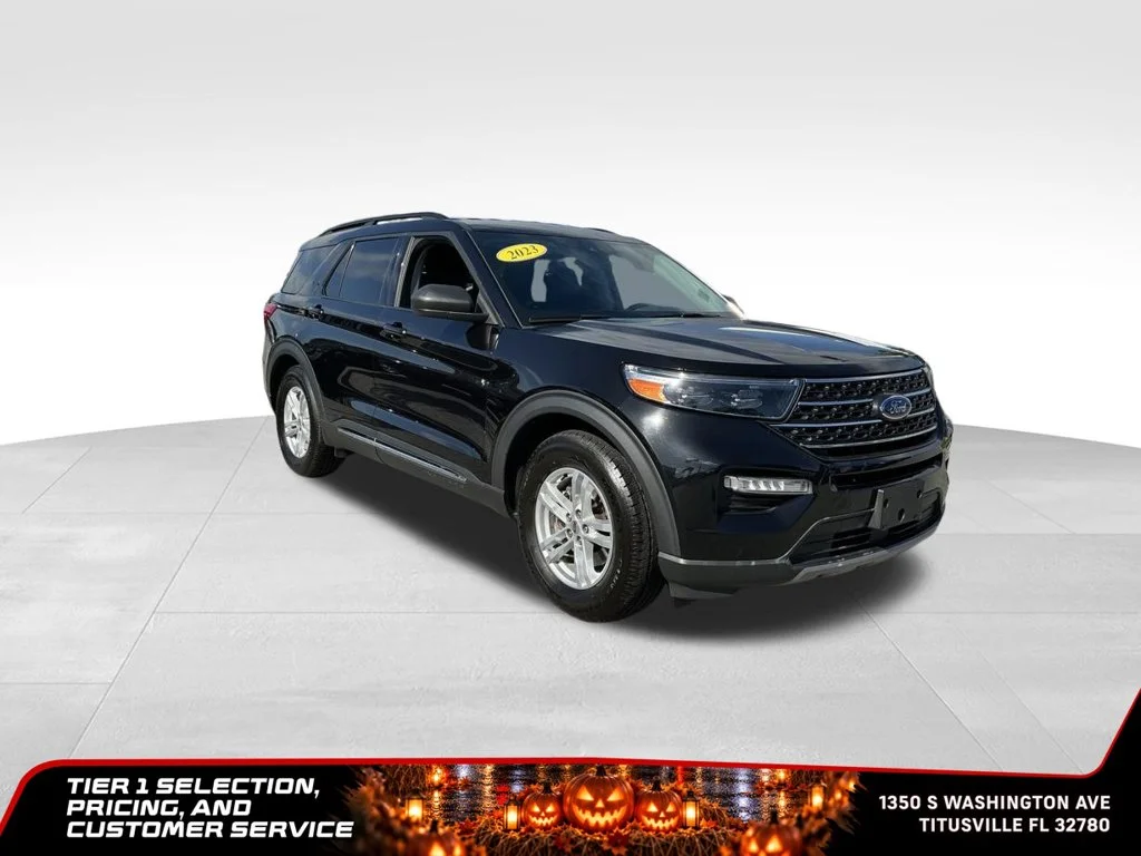 Used 2023 Black Ford XLT image 9