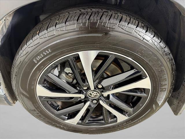 Certified Used 2024 SONIC SILVER Toyota  image 12