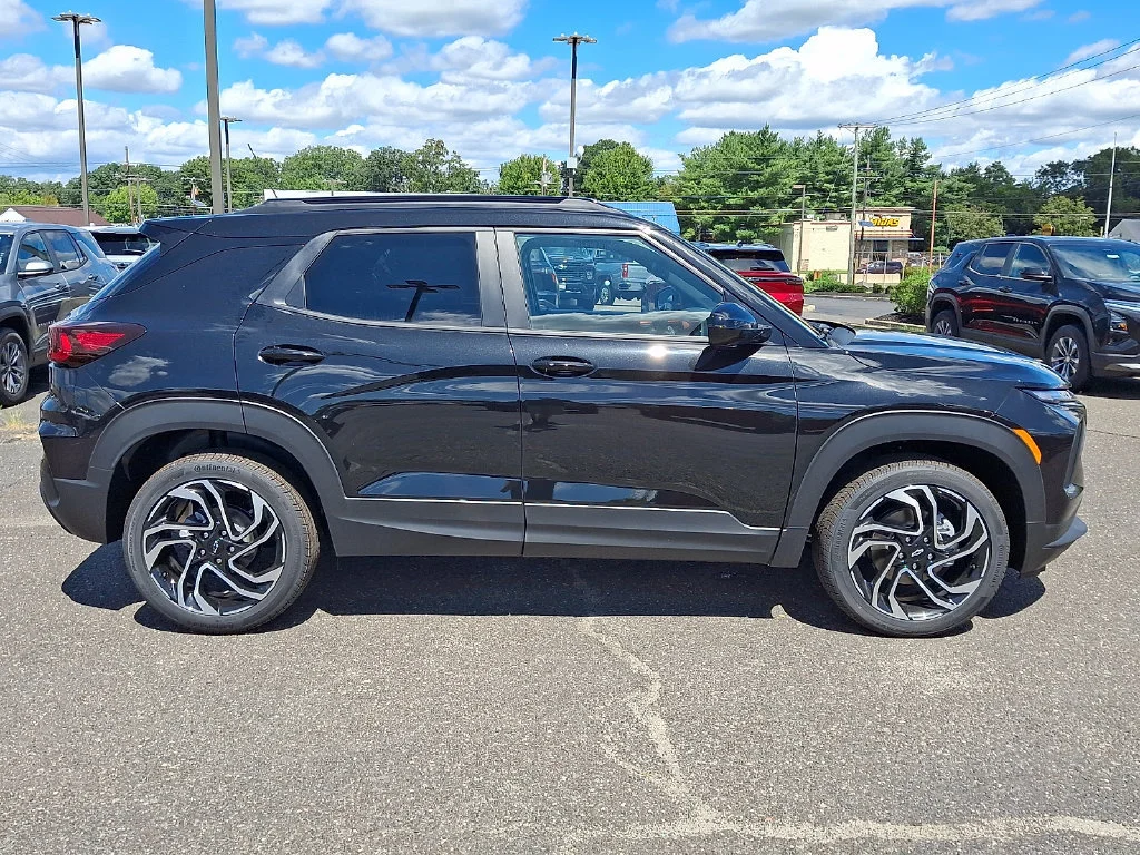 New 2026 Mosaic Black Metallic Chevrolet RS image 9