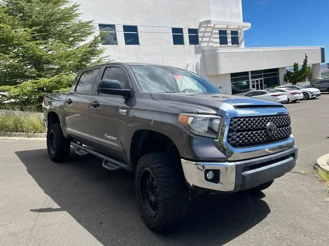 Used 2020 Magnetic Gray Metallic Toyota SR5 image 4