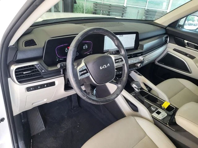 Certified Used 2024 White Kia S image 9
