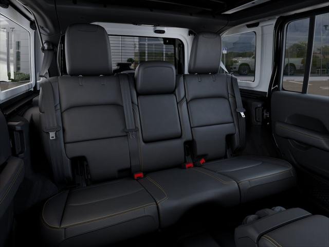 New 2026 Black Clear-Coat Exterior Paint Jeep 4-Door Sahara 4x4 image 41