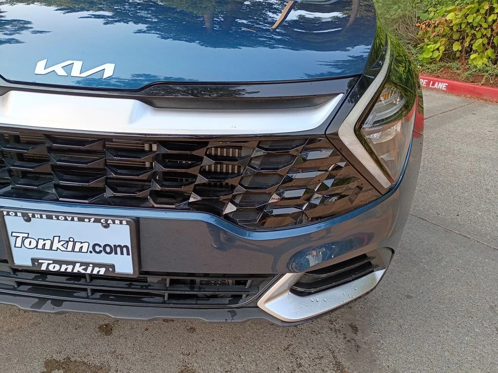 Used 2023 Blue Kia EX image 9