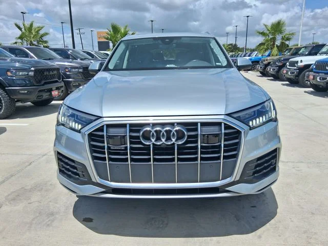 Used 2024  Audi 45 Premium Plus image 2