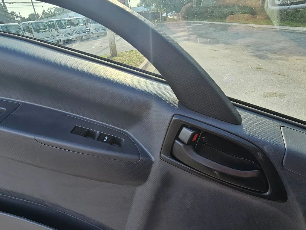 New 2024  Isuzu  image 28