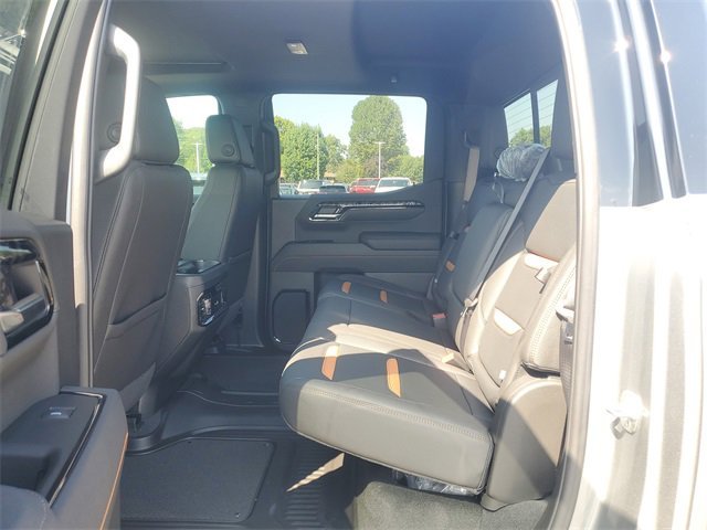 2025 GMC Sierra 1500 AT4 - Photo 11