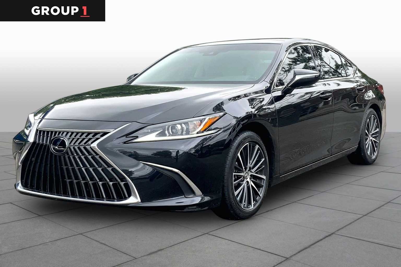 2025 Lexus ES 350 350's photo