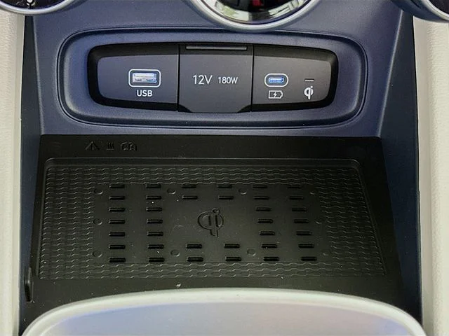 New 2026 Hyundai VENUE SEL