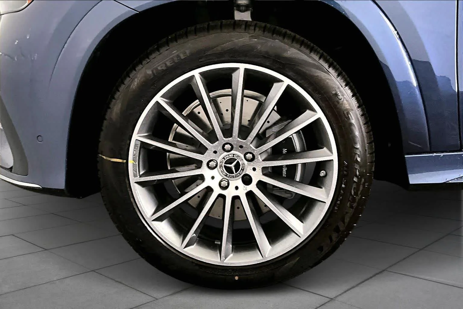 New 2026 Twilight Blue Metallic Mercedes-Benz GLE 350 image 11