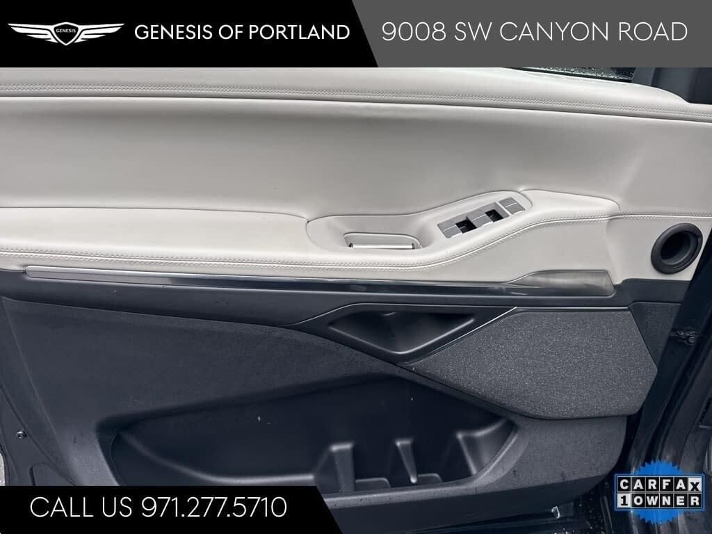 Used 2025 Blue Metallic Lincoln Reserve image 17