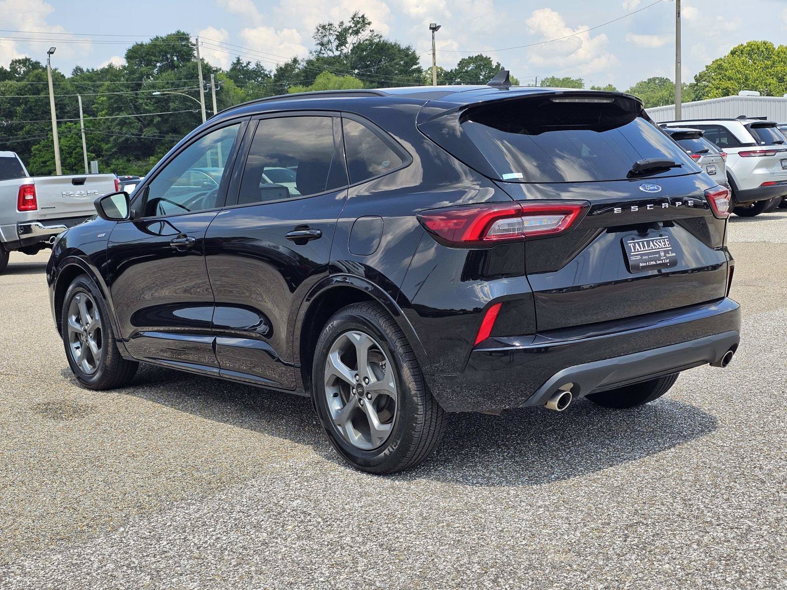 2024 Ford Escape ST-Line - Photo 13