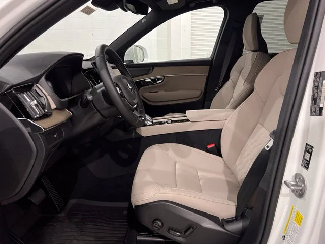 New 2027  Volvo B6 Plus 7-Seater image 9