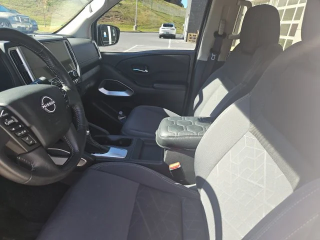 Used 2025 White Nissan SV image 6