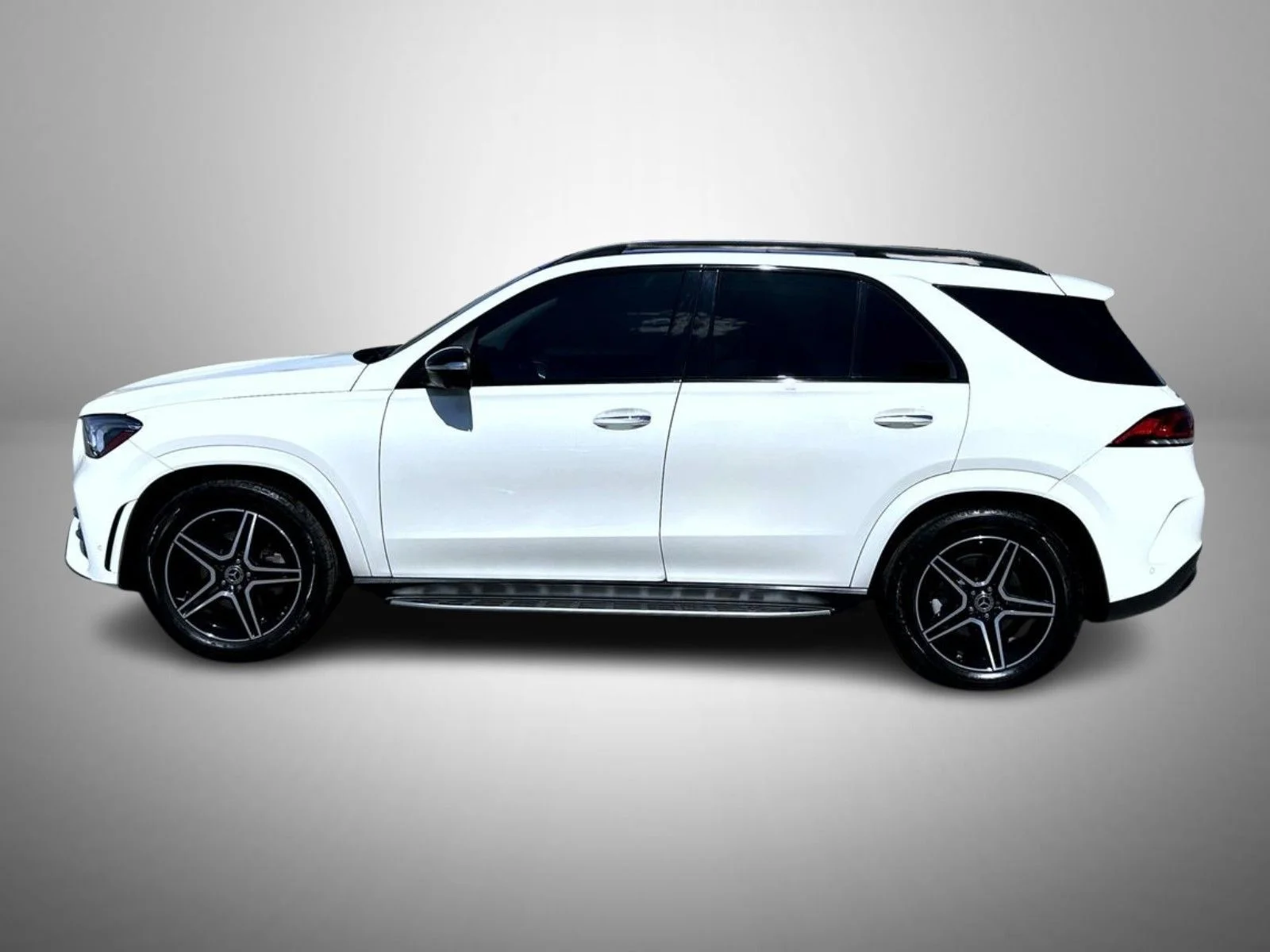 Used 2022 White Mercedes-Benz GLE 350 image 8