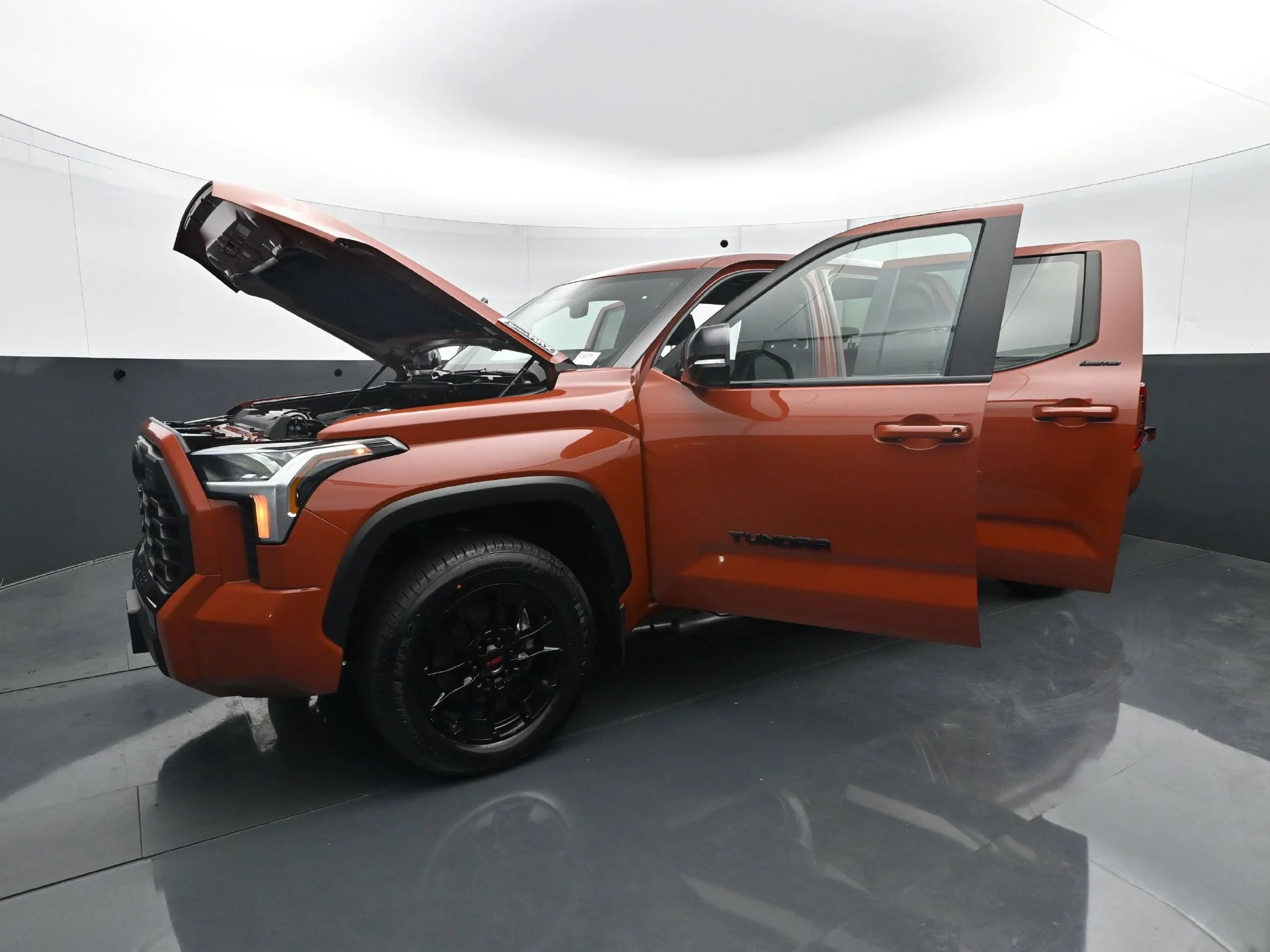 Used 2025 Terra Toyota Limited image 32