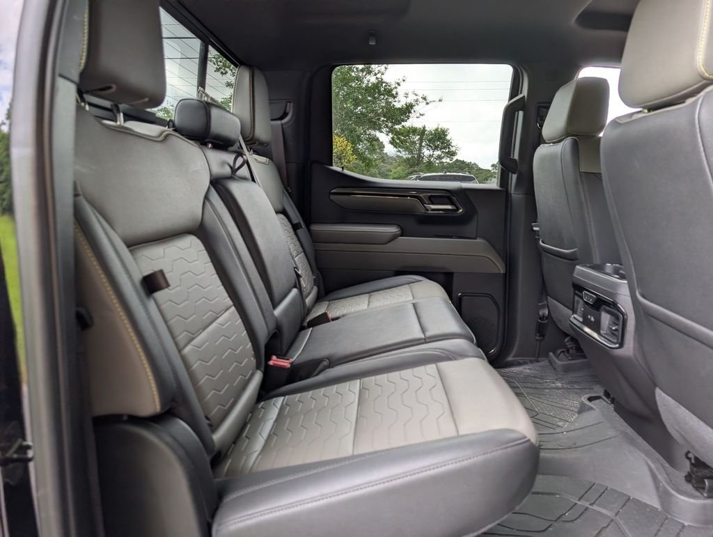 Used 2024 Black Chevrolet ZR2 image 28