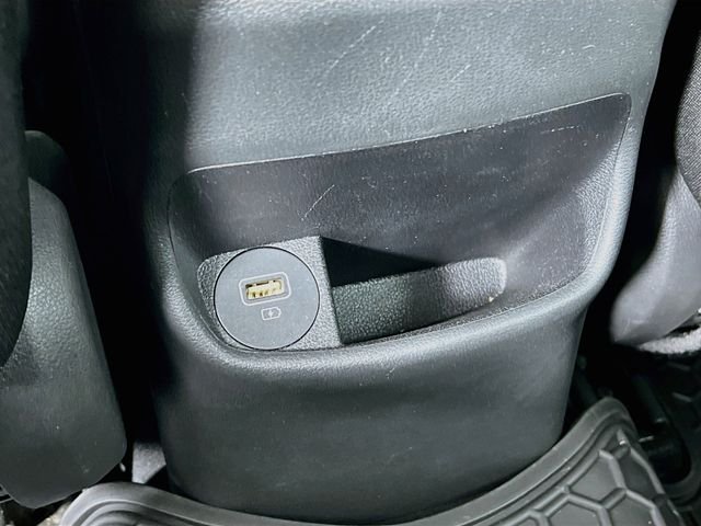 2023 Hyundai Kona SE - Photo 30