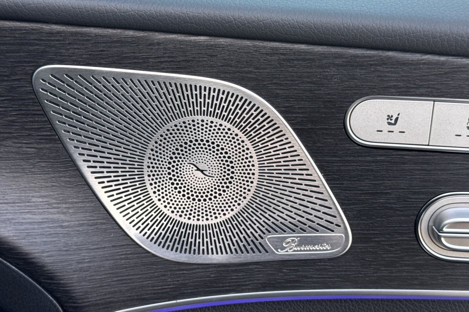 New 2026 Polar White Mercedes-Benz GLS 450 image 4