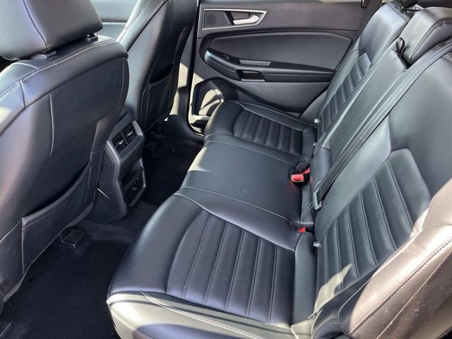 Used 2024 Silver Ford SEL image 17