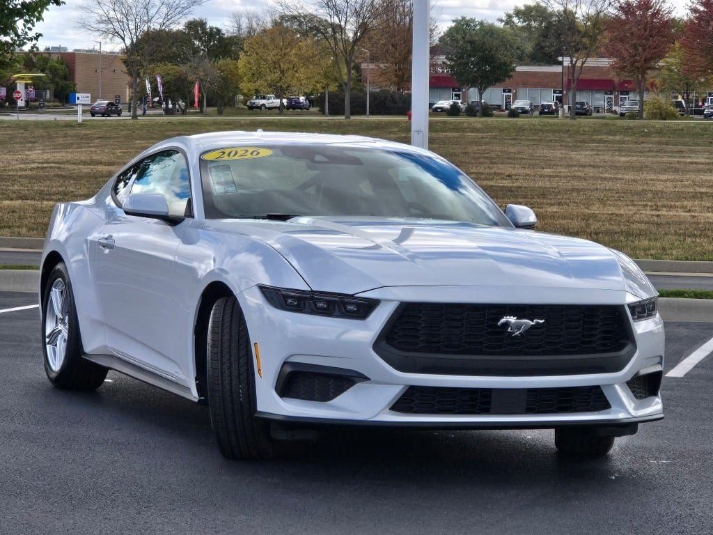 2026 Ford Mustang EcoBoost Fastback - Photo 3