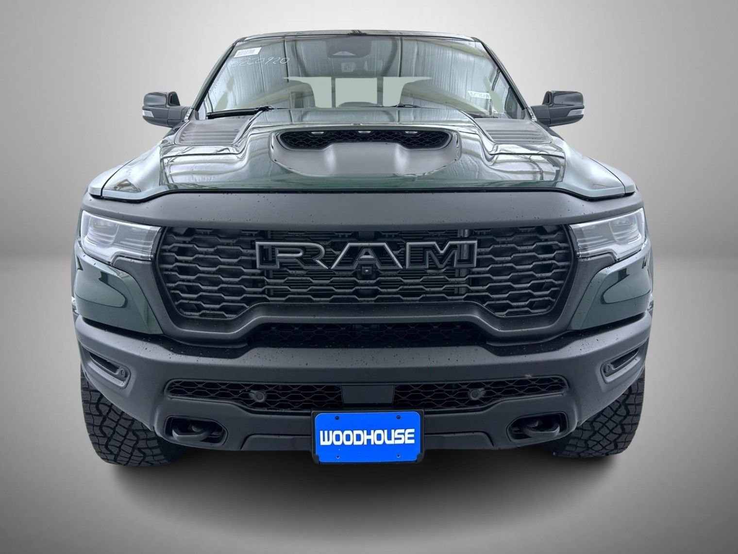 New 2026 Serrano-Green Metallic Exterior Paint RAM RHO image 2