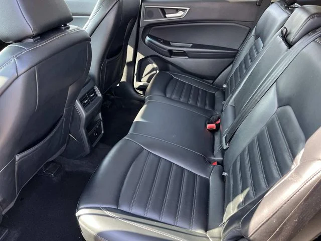 Used 2024 Silver Ford SEL image 17