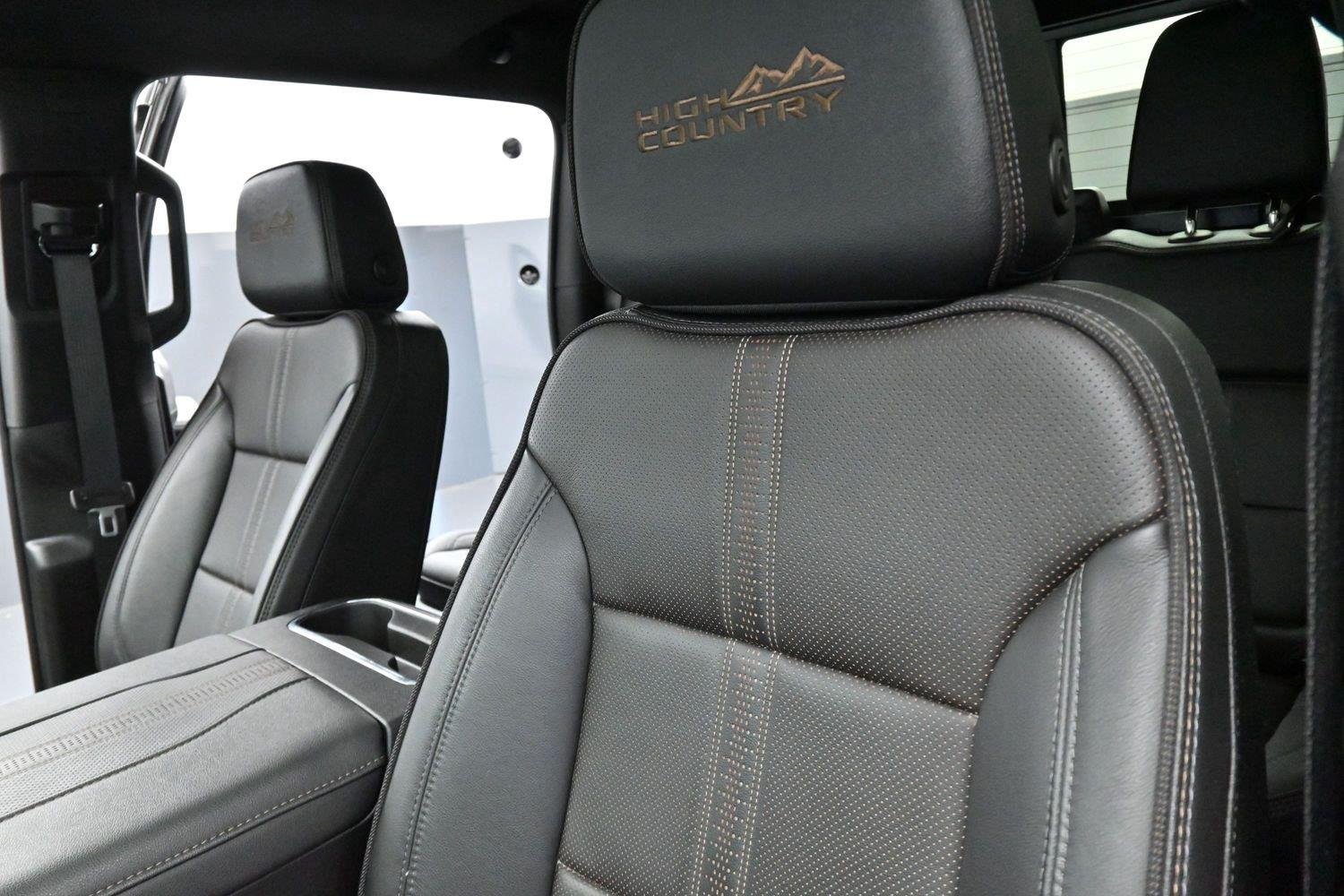 Used 2023 STERLING GRAY METALLIC Chevrolet High Country image 14