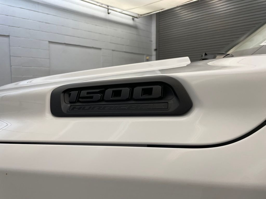 New 2026 Bright White Clear-Coat Exterior Paint RAM Big Horn/Lone Star image 9
