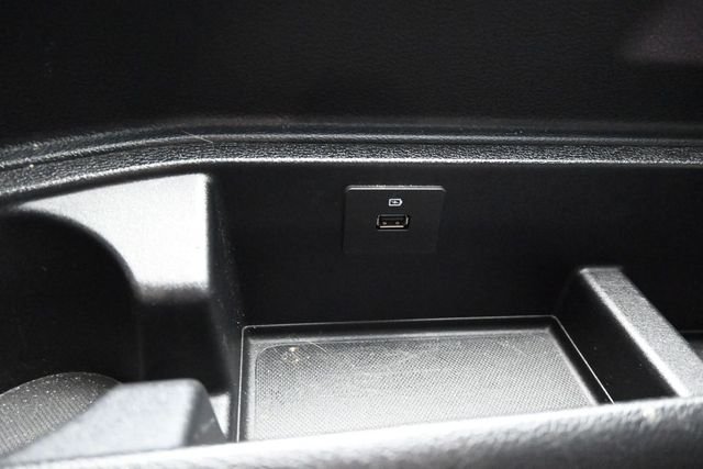 Used 2020 White Ford Limited image 21