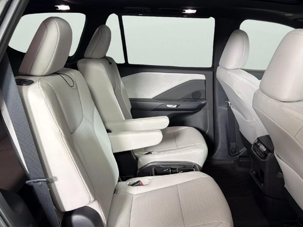 2025 Lexus TX Premium - Photo 34