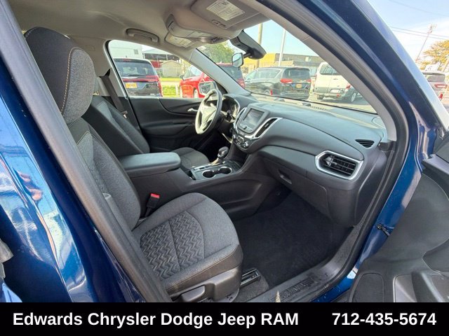 Used 2023 Blue Chevrolet LT image 31