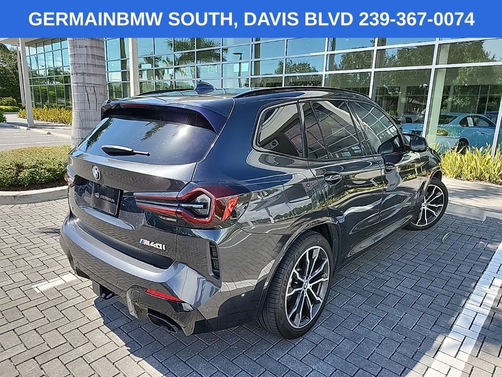 Used 2022 Dark Graphite BMW M40i image 6