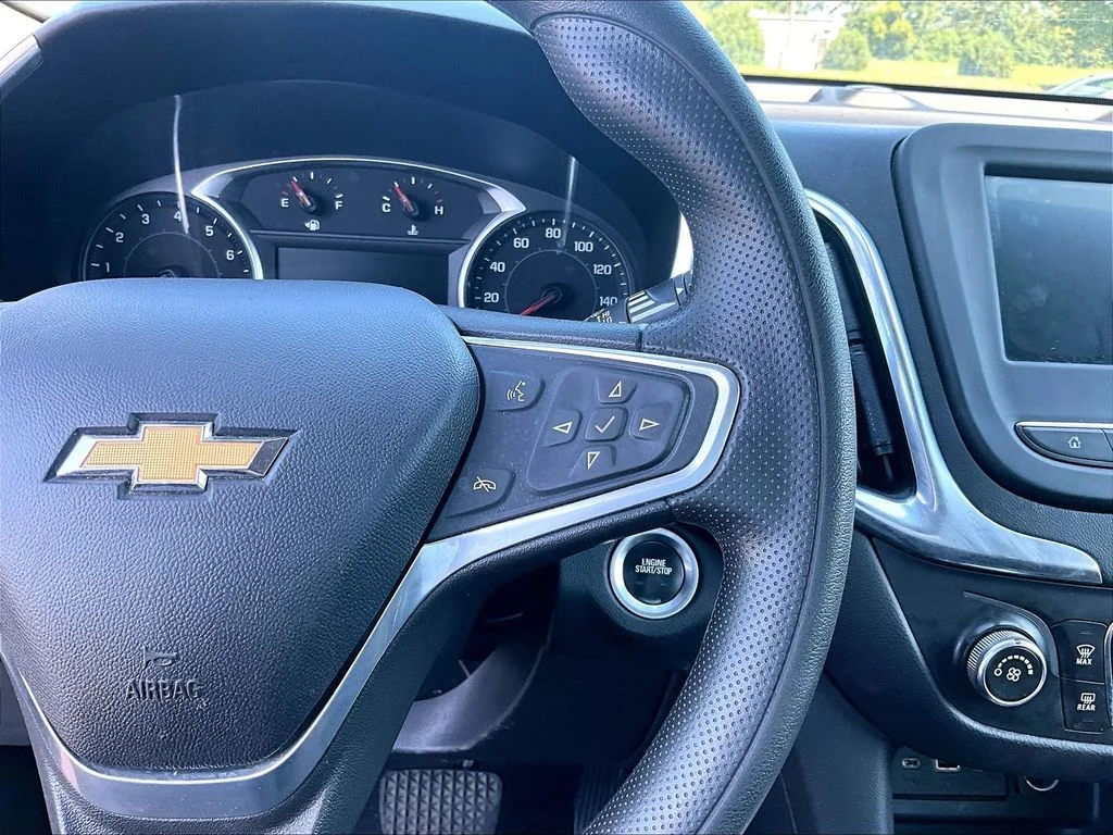 Used 2022 Silver Chevrolet LT image 19
