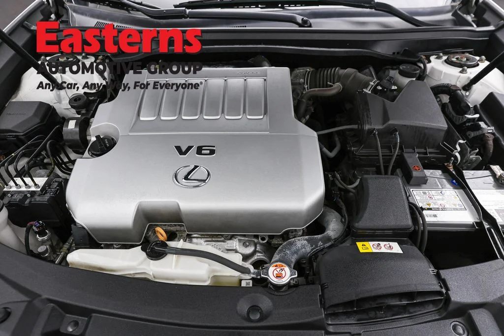 Used 2017 White Lexus 350 image 7