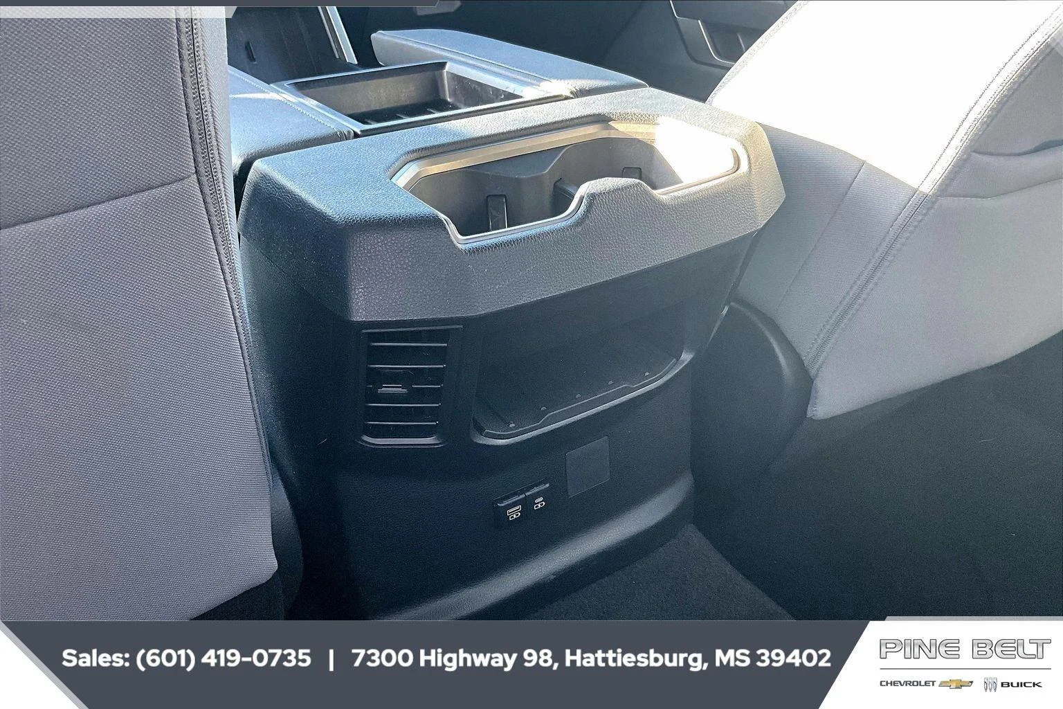 Used 2025 Ice Cap Toyota SR5 image 25