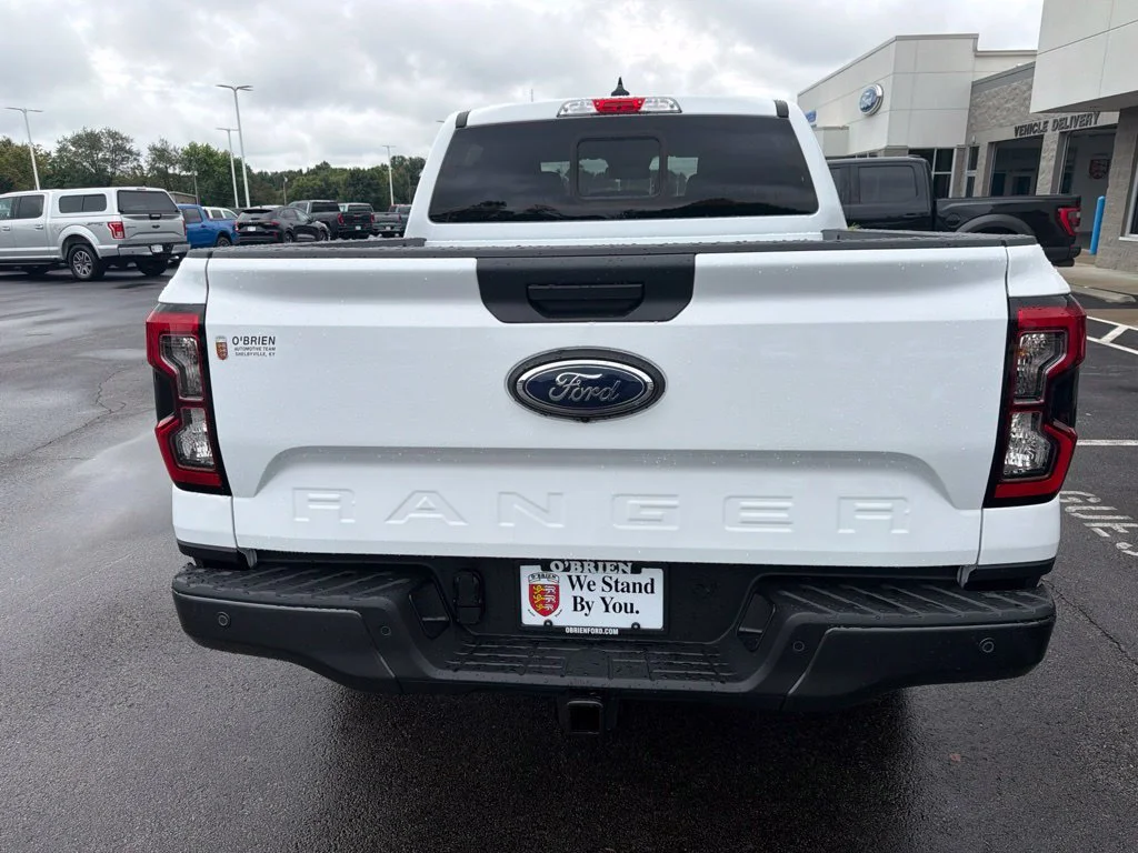 New 2026 Oxford White Ford XLT image 4