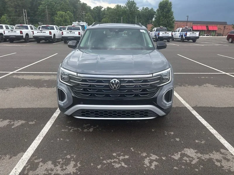 New 2026 Gray Volkswagen 2.0T Peak Edition image 8