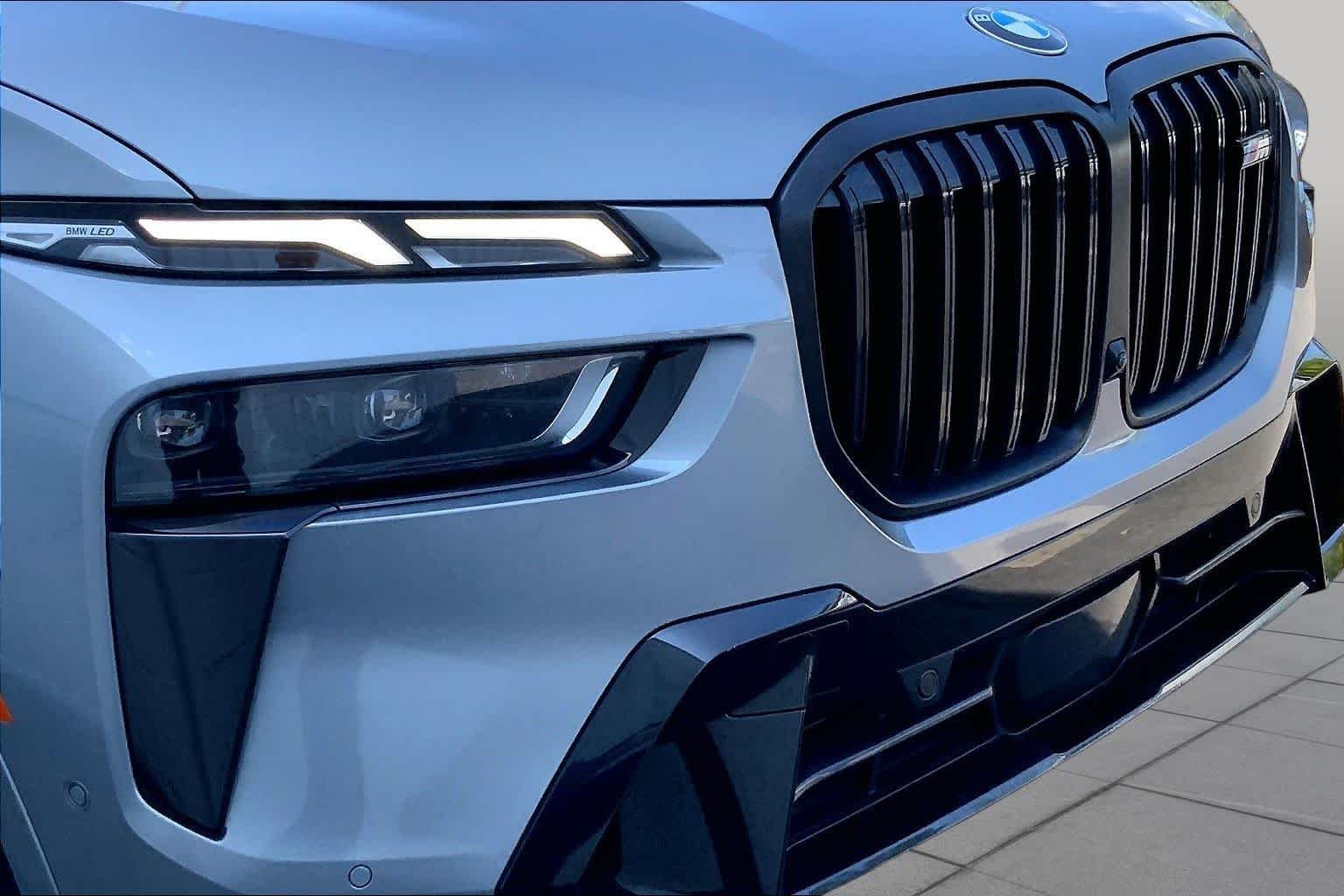 Certified Used 2024 Skyscraper Grey Metallic BMW M60i image 31