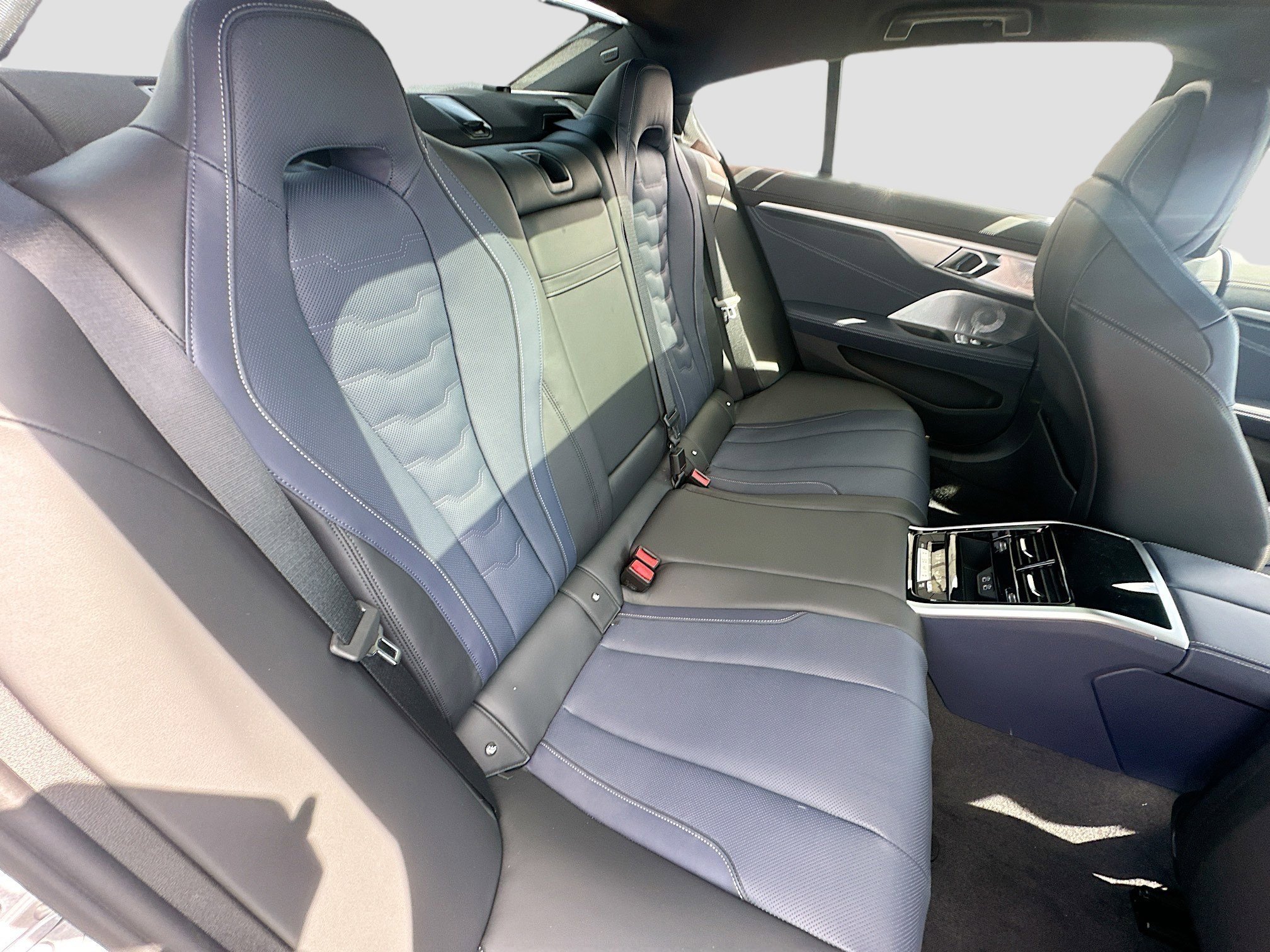 2026 BMW 8 Series 840i - Photo 22