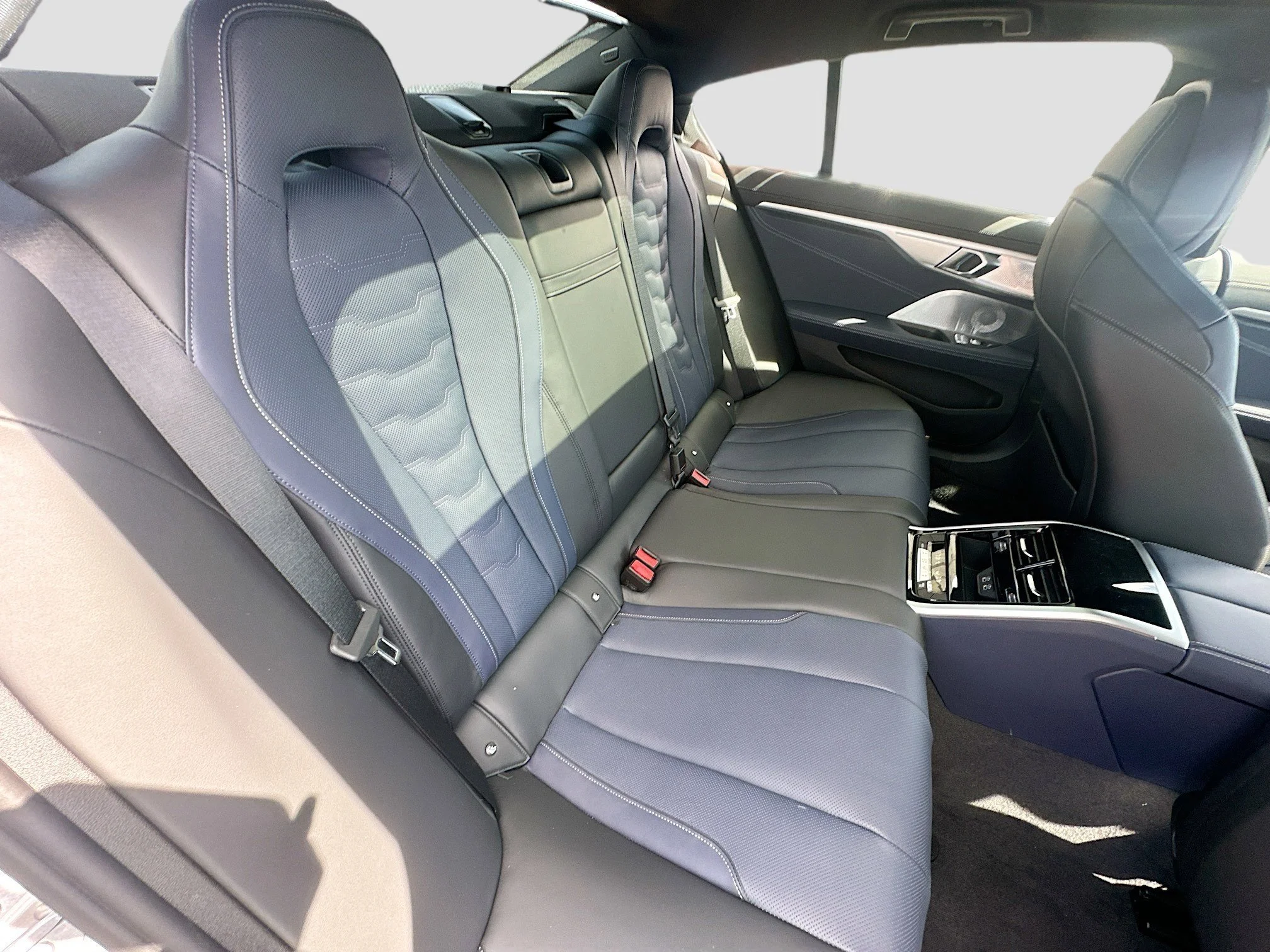 2026 BMW 8 Series 840i - Photo 22