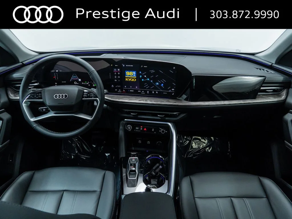 Used 2025 Florett Silver Metallic Audi 2.0T Premium Plus image 18