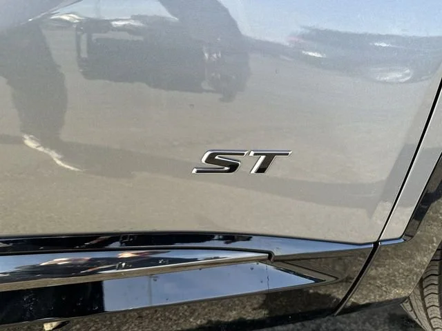 New 2026 Moonstone Gray Metallic Buick Sport Touring image 33