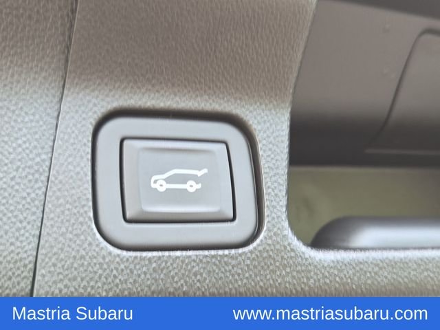 Used 2023 Blue GMC SLT image 19