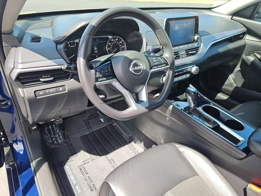 Used 2024 Deep Blue Pearl Nissan 2.5 SR image 13