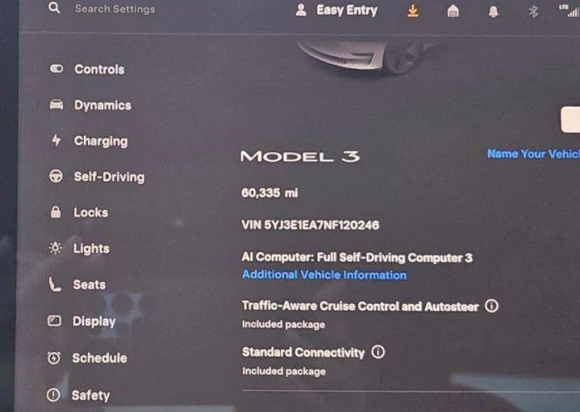 Used 2022 White Tesla Base image 11
