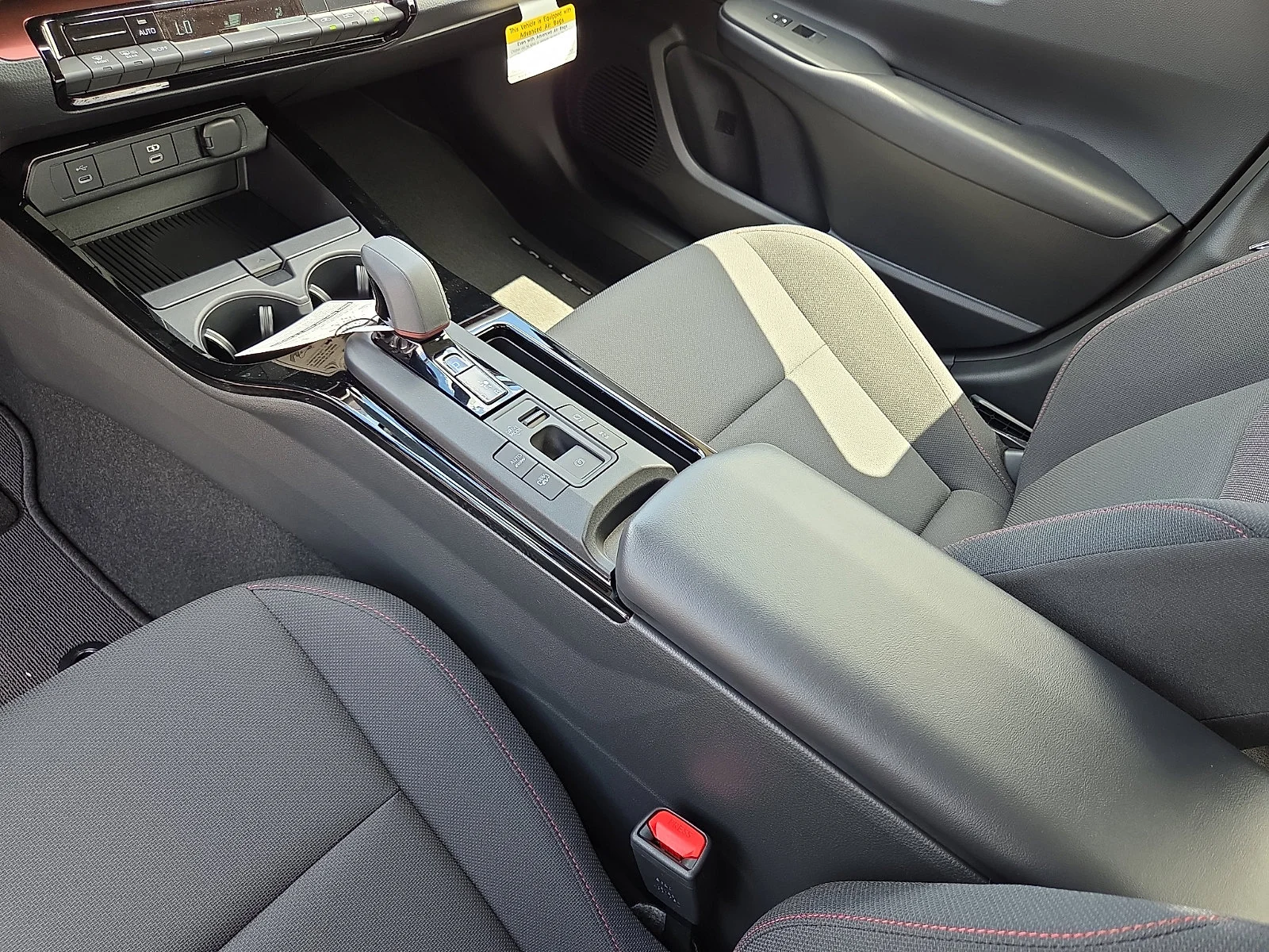 New 2026 Wind Chill Prl Toyota SE image 15