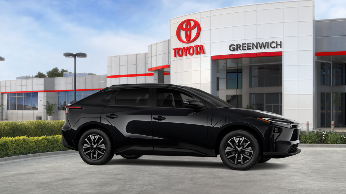 New 2026 Midnight Black Metallic Toyota XLE image 47