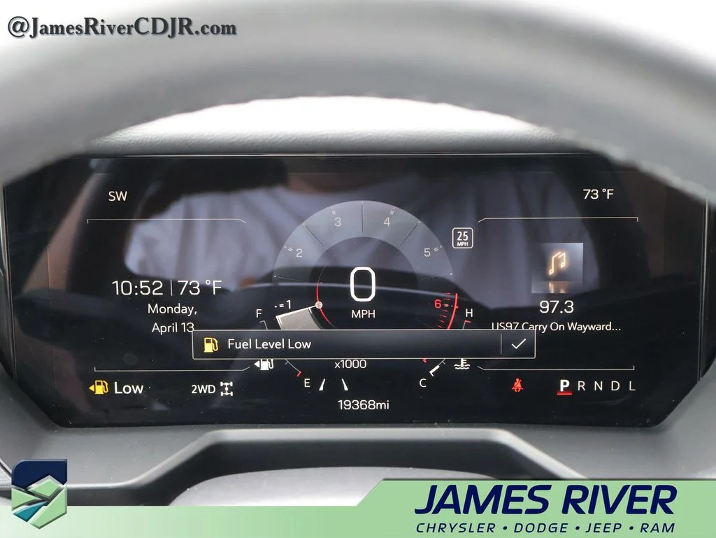 Used 2026 White GMC Elevation image 30