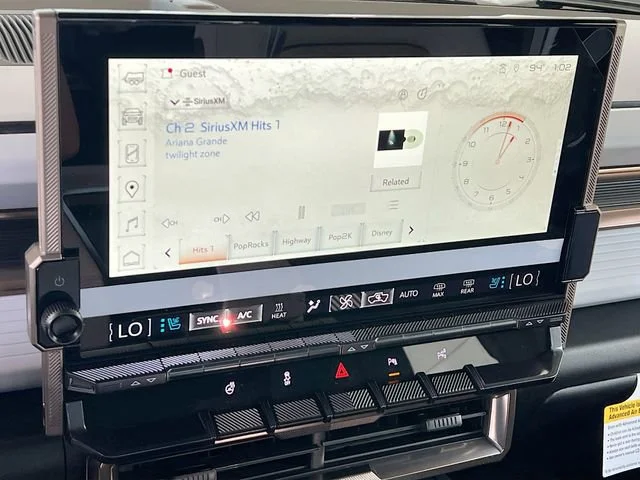 2025 GMC HUMMER EV 3X - Photo 10